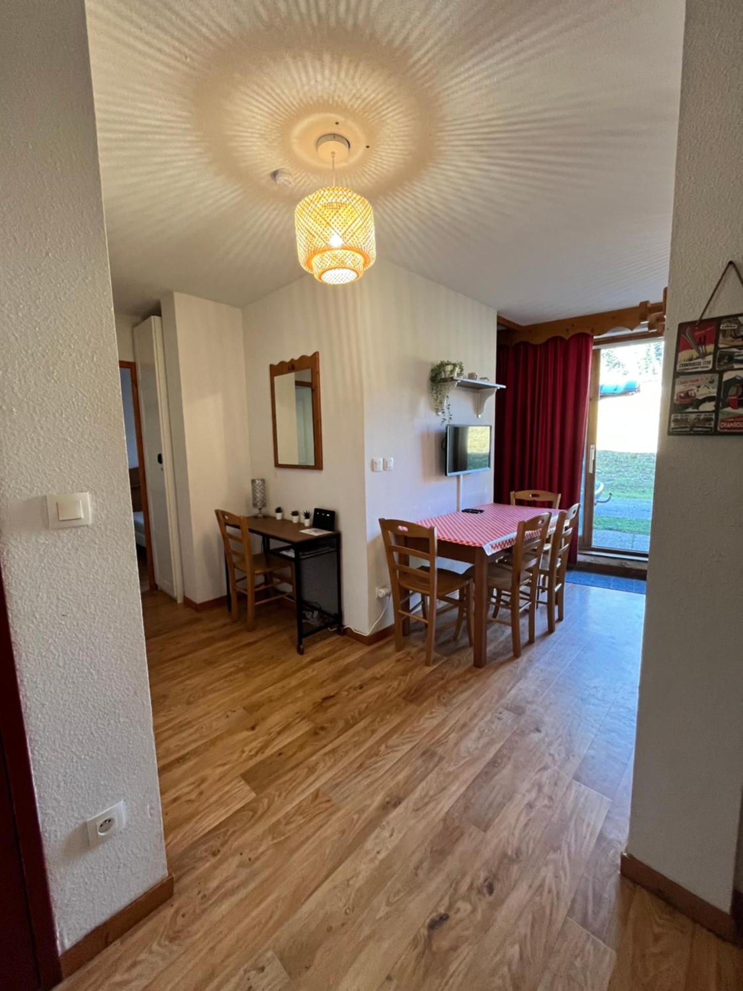 Charmant Appartement Confortable Pour 6 Personnes 40M2 Pied Pistes, Piscine, Wifi, Parking שמרוסה מראה חיצוני תמונה